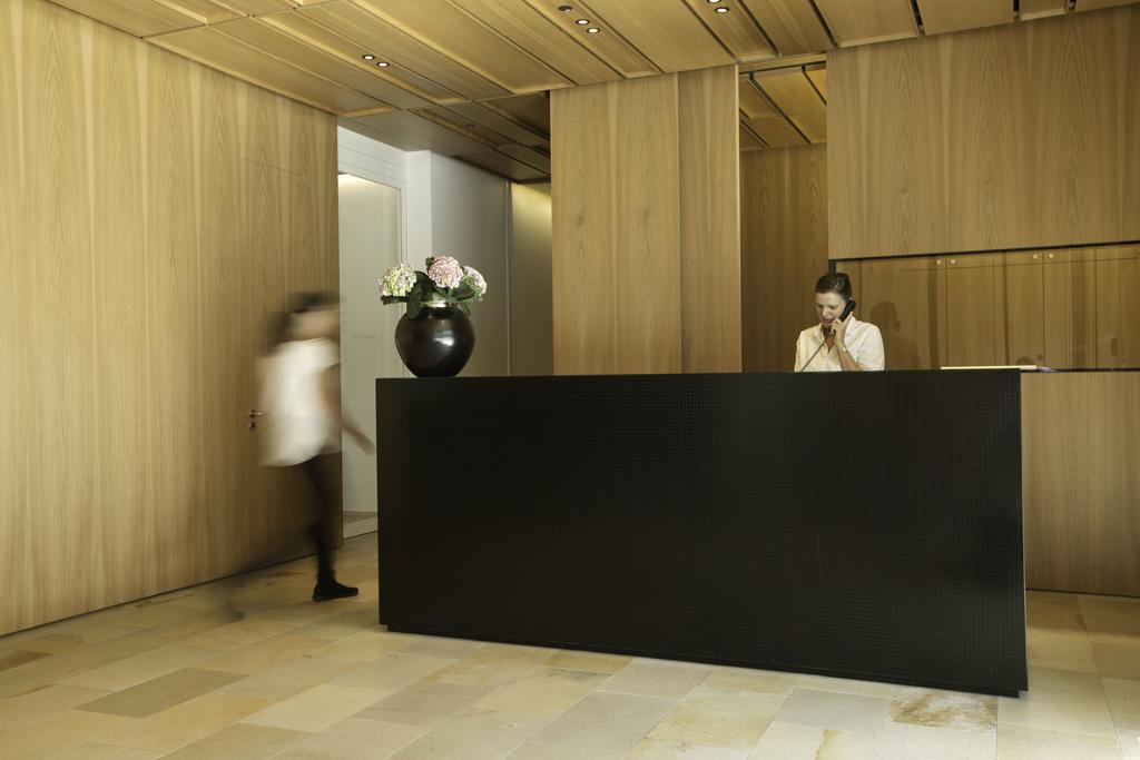 Am Hotel
